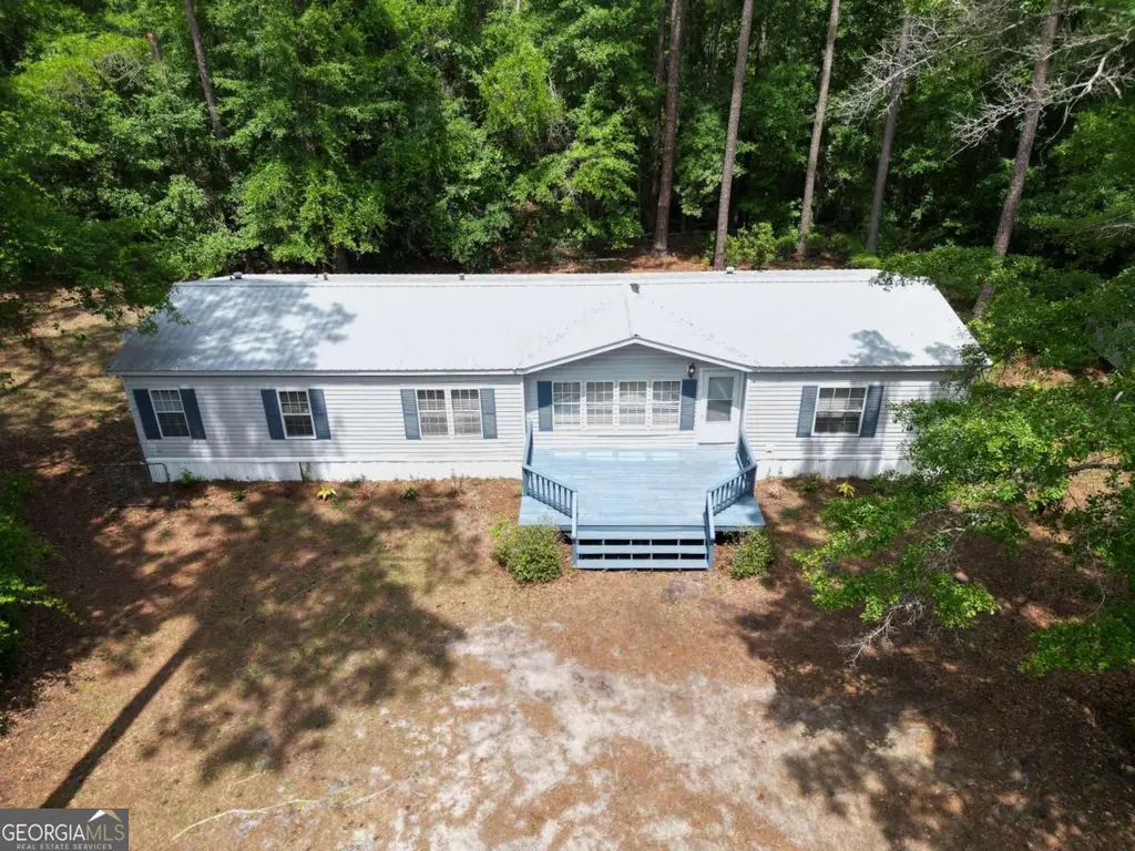 102 Palmer Rd NE