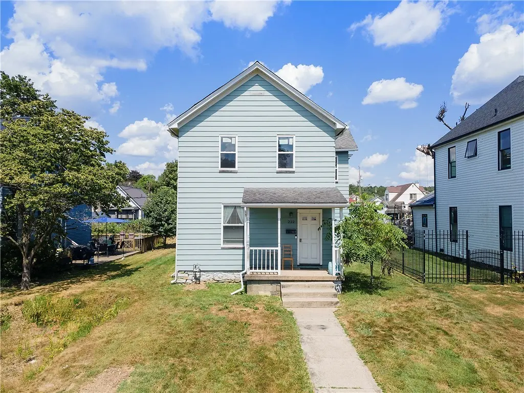222 Hastings Ave