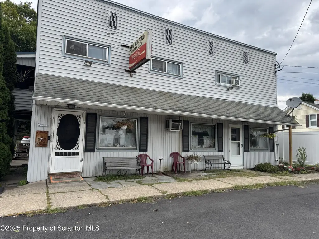 47 Broad St