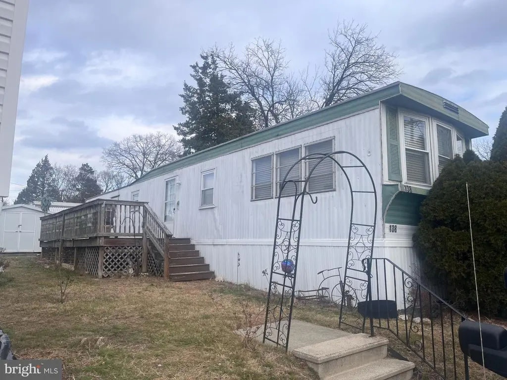 1405 Farrell Ave #138