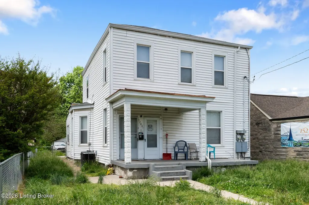 3704 Taylor Blvd