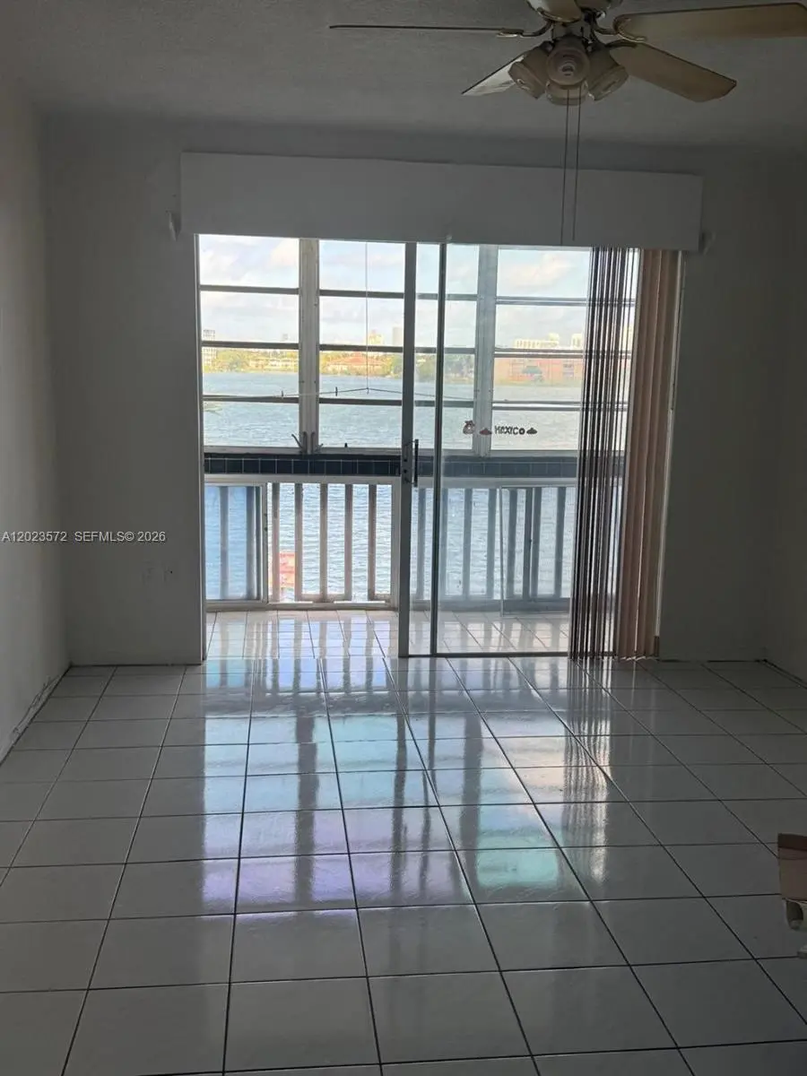 18555 NE 14th Ave Unit 615A