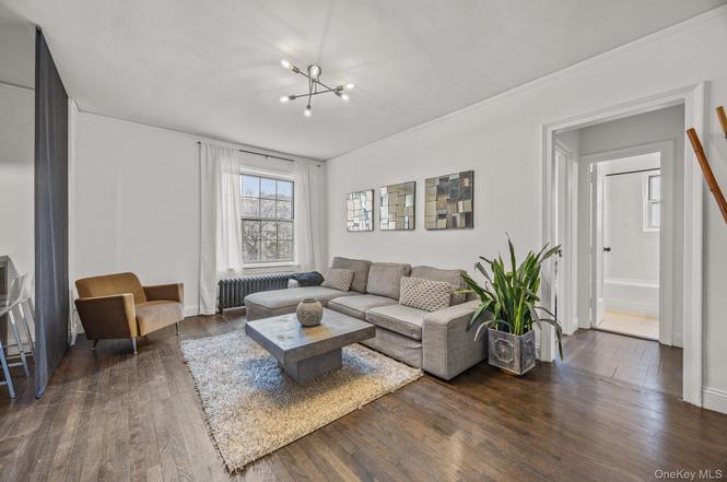 5525 31st Ave Unit 3L