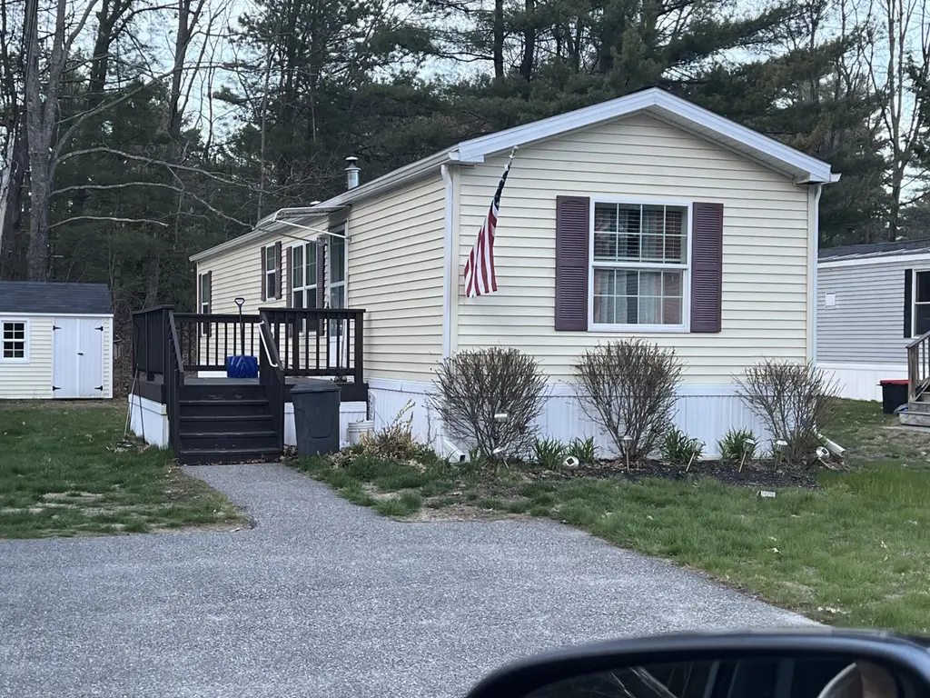 10 Mayflower Dr