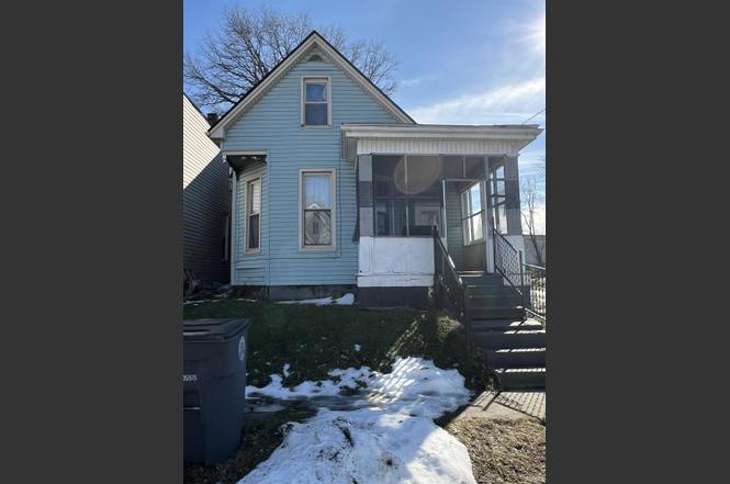 401 E Michigan St