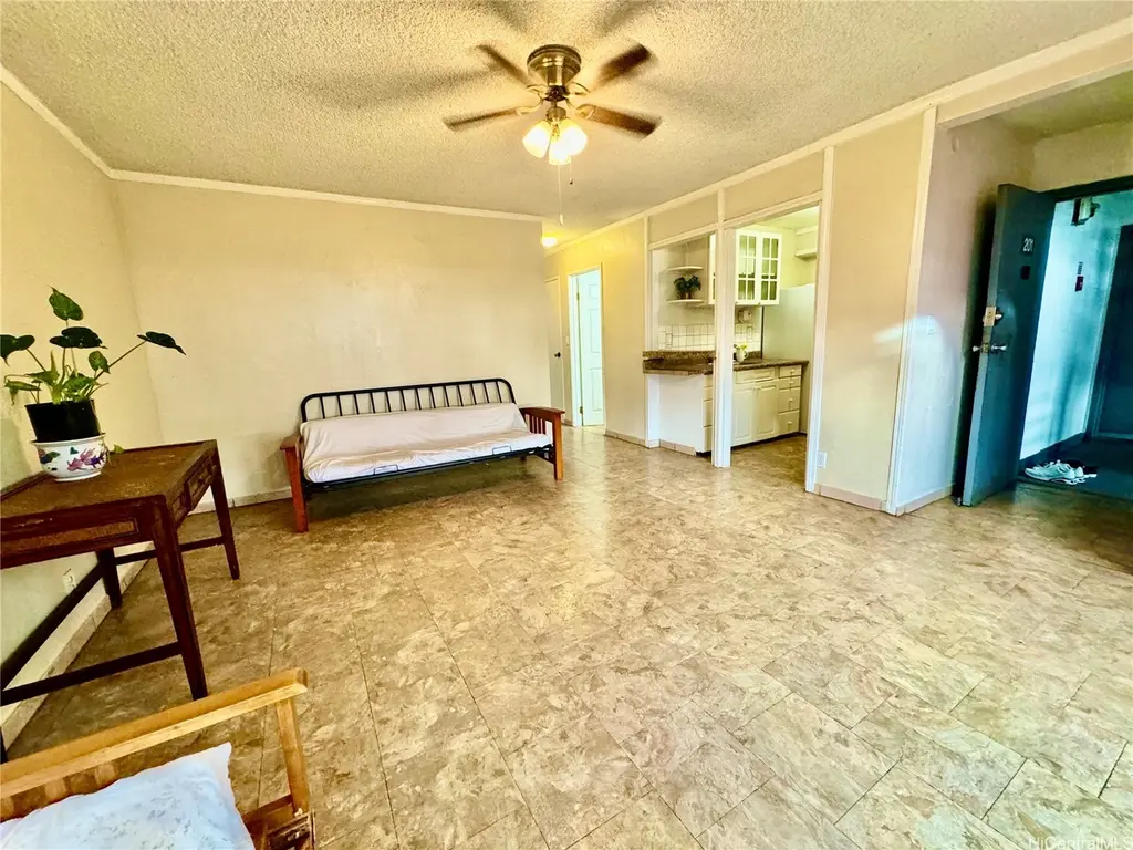 87-122 Helelua St Unit C201