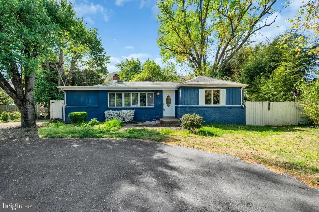 8106 Fort Hunt Rd