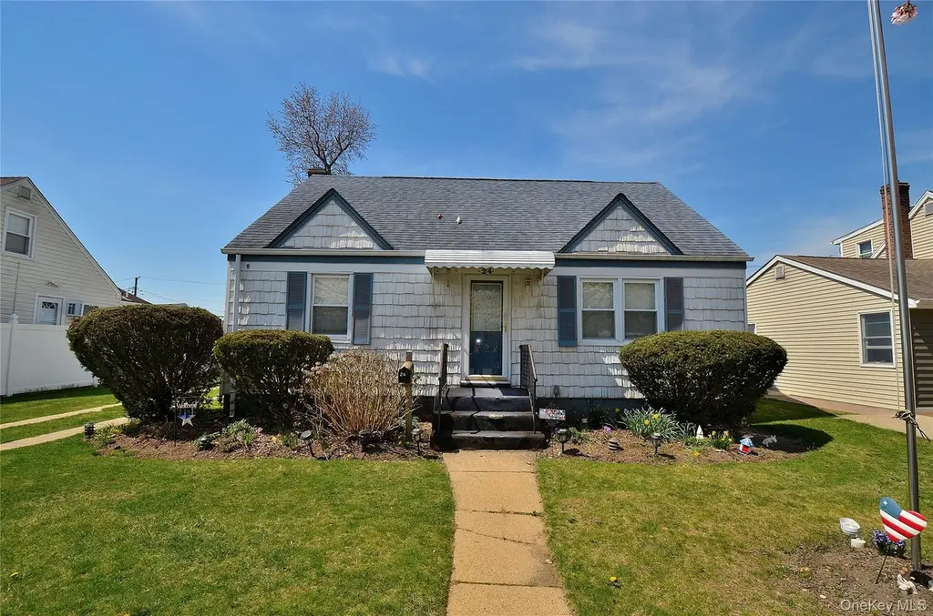 24 Linden Blvd