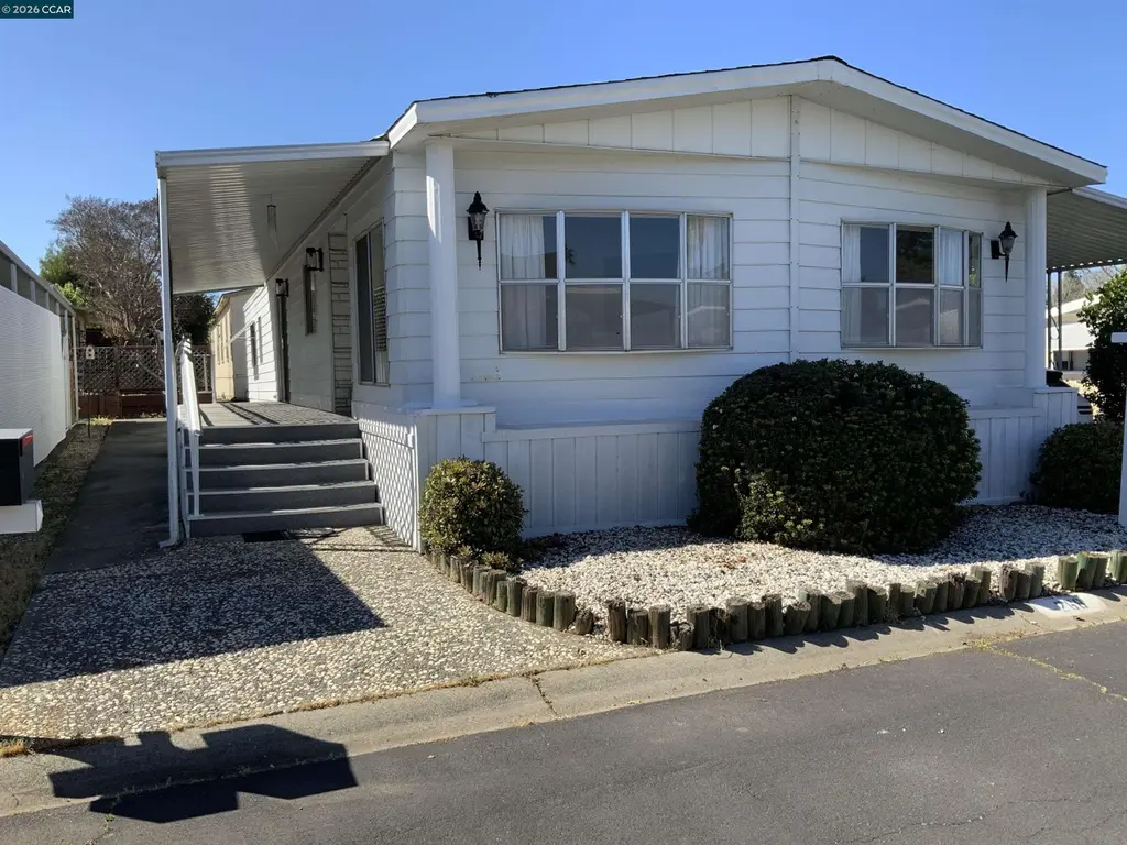 268 Coral Dr