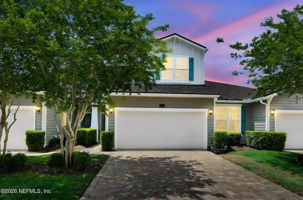 83 Pindo Palm Dr