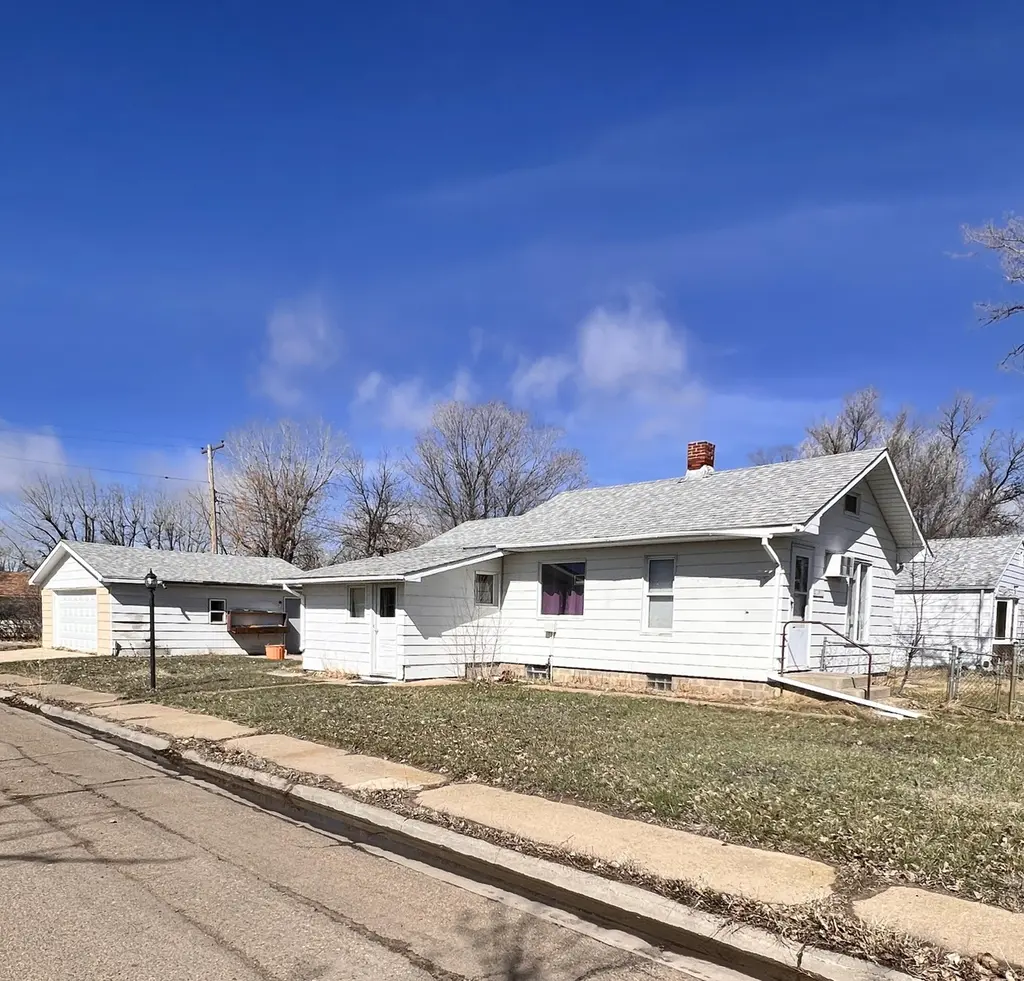 111 Mill St