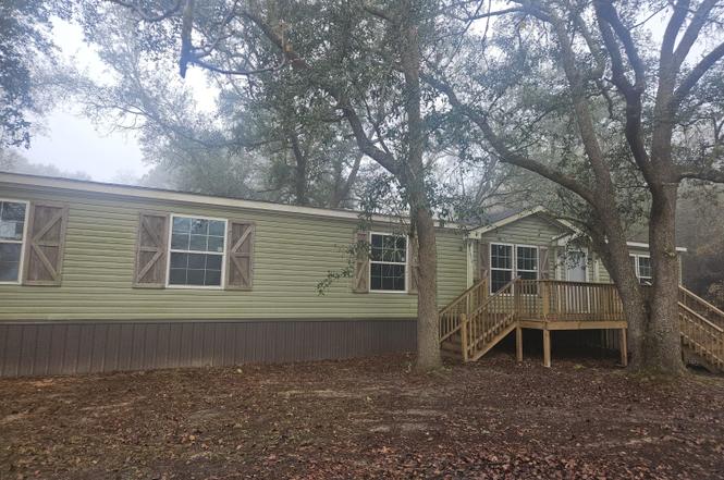 17209 Red Top Ln