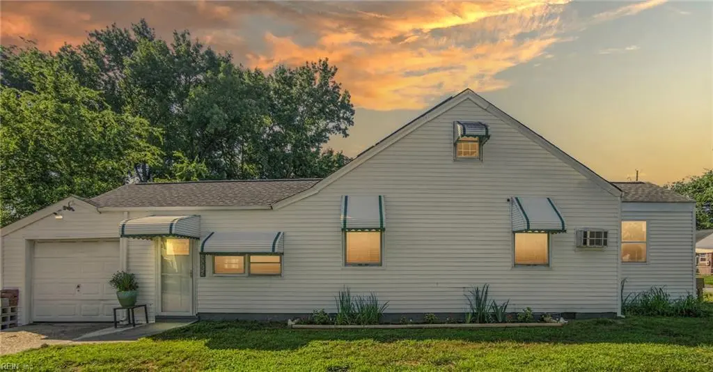 3426 Essex Cir
