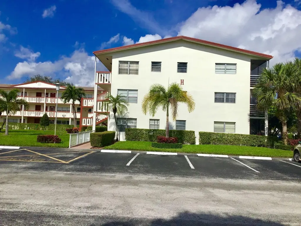 308 Brighton H #308