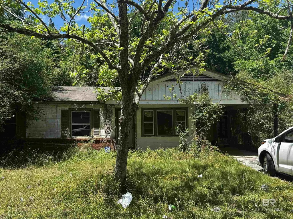 2558 Farnell Dr