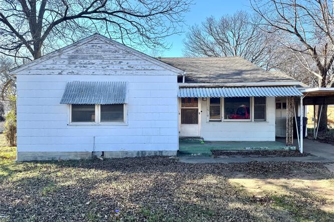 1519 Chickasaw Blvd