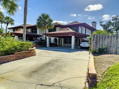 4913 Bethel Creek Dr