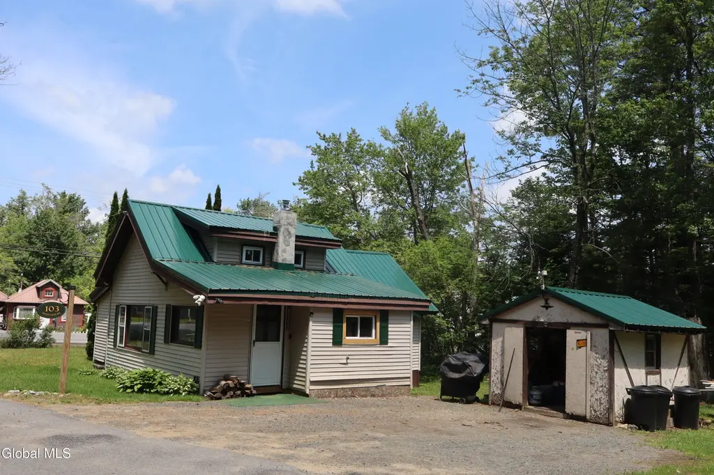 103 Seven Oaks Rd Rd