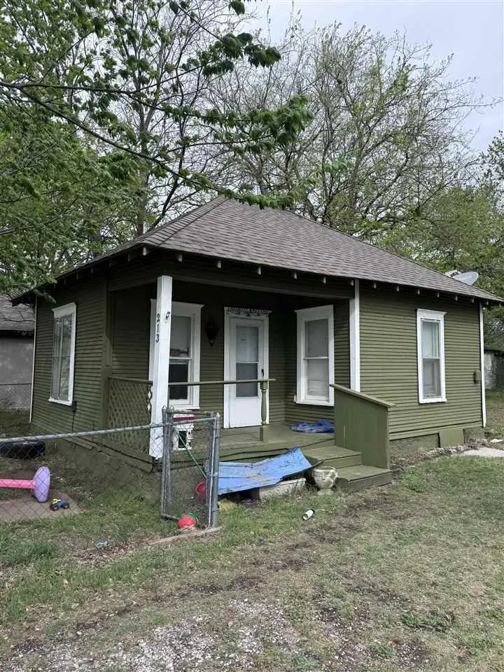211 NW Arlington Ave