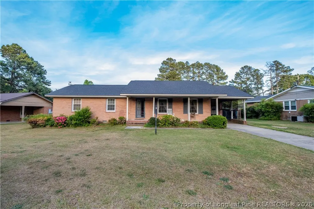 518 College Dr