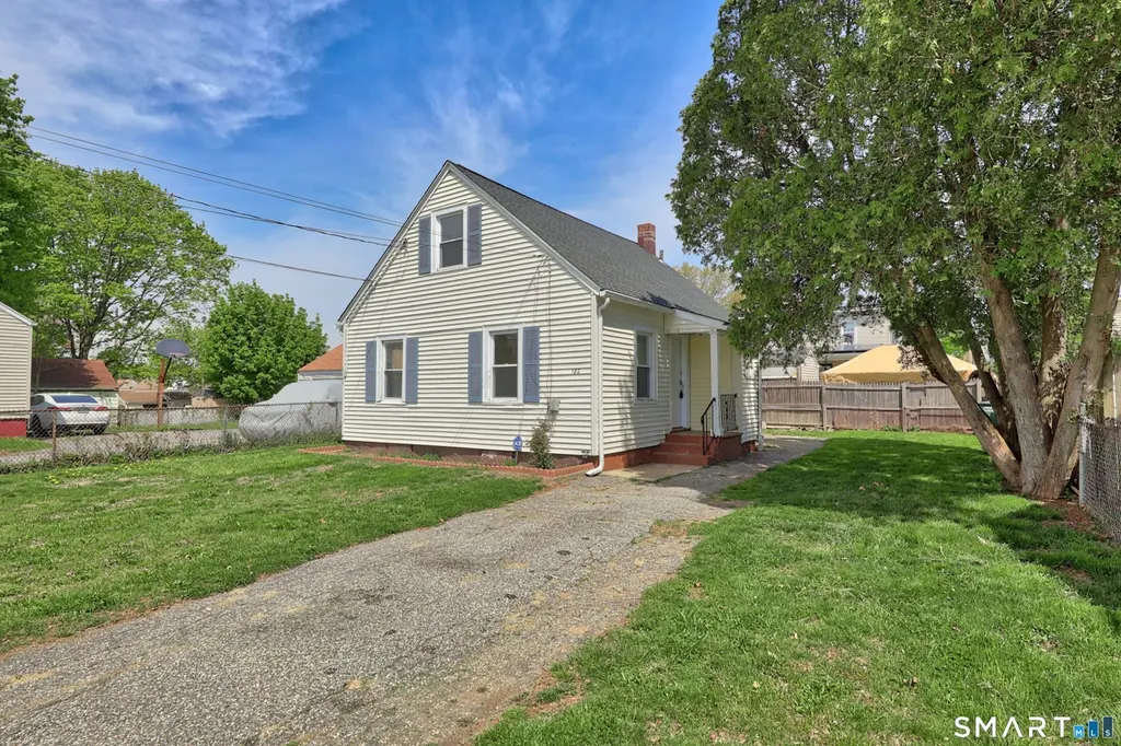 182 Trumbull Ave