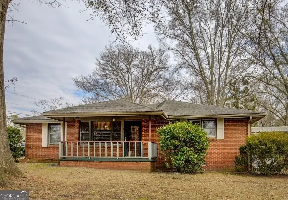 50 Stacia Dr