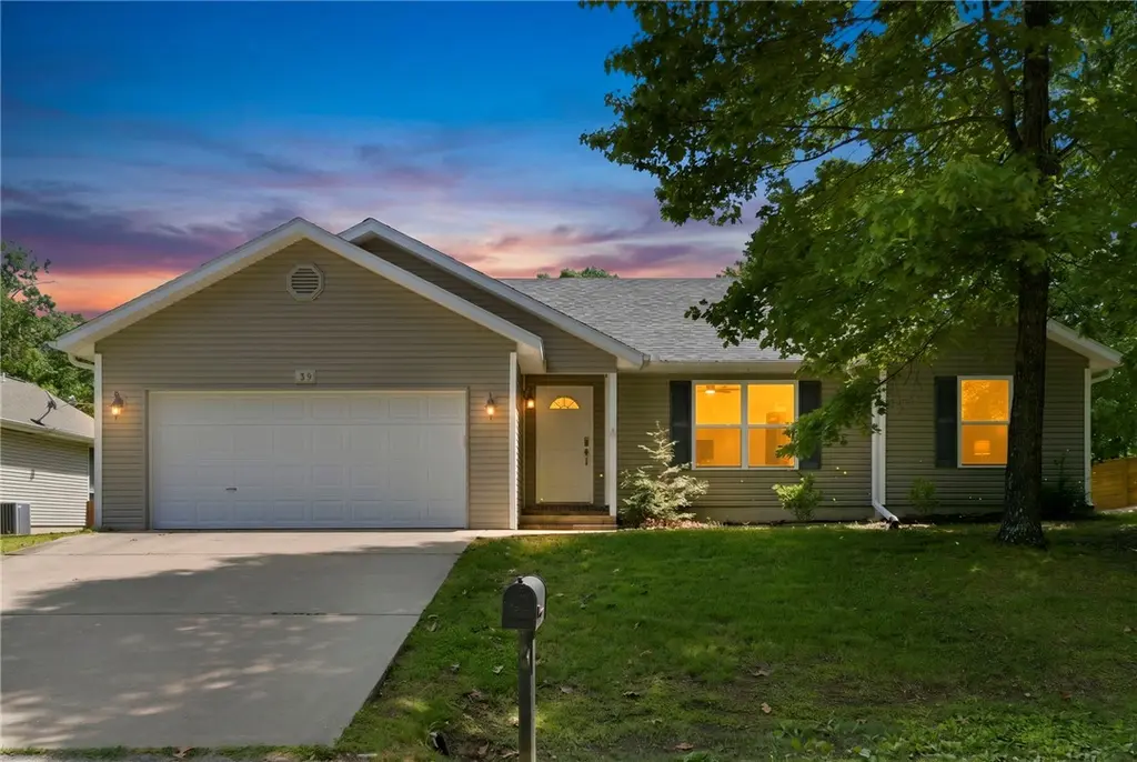 39 Bridlington Dr