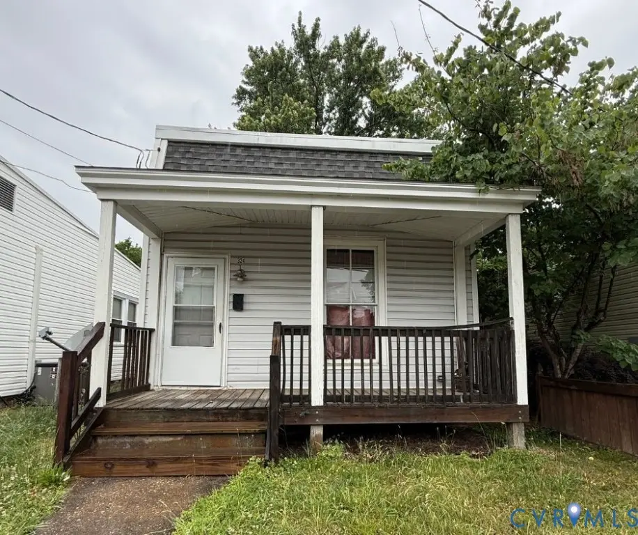 324 Hunt Ave