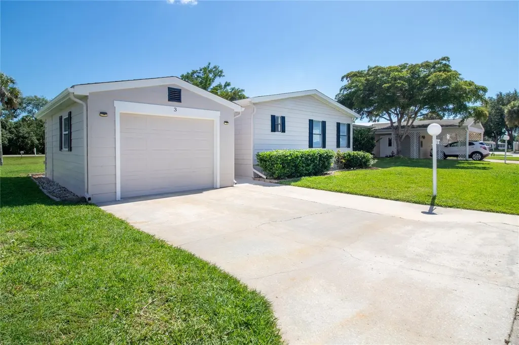 3 Meadow Cir