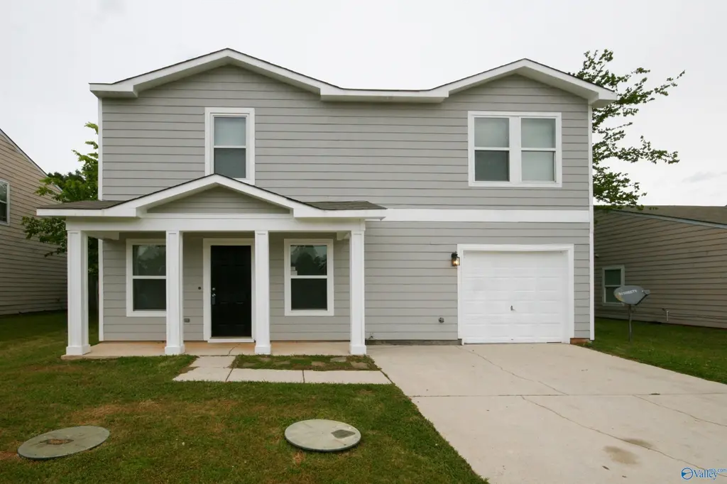 138 Bayside Ln