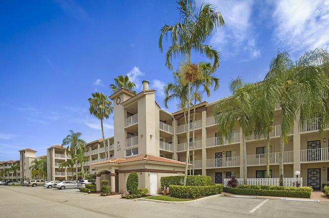 6037 Pointe Regal Cir #403