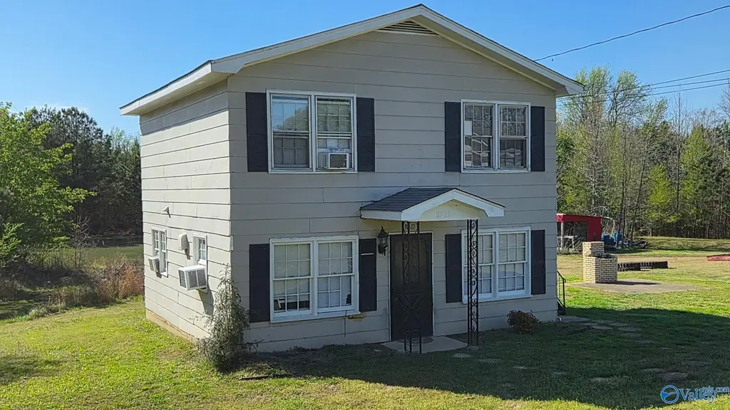 8921 Frankfort Rd