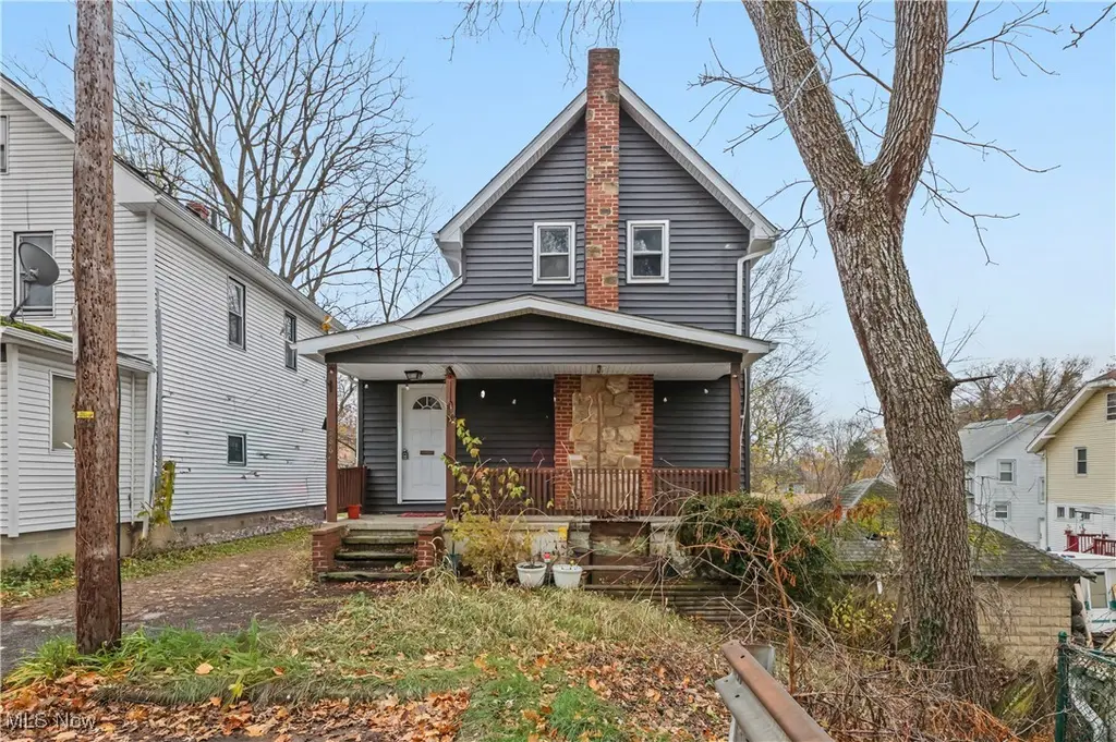 286 Alhambra Way