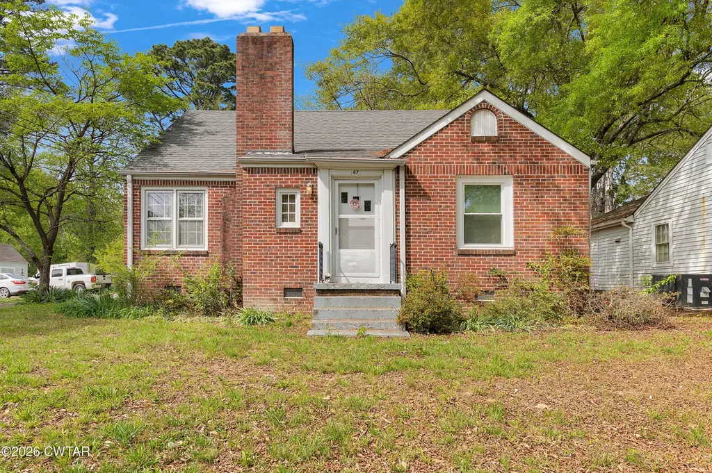 47 Brentwood Dr