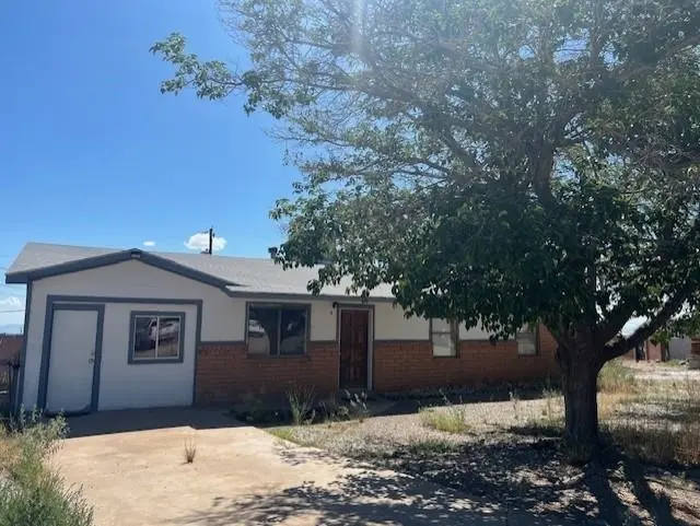8 Bonita Ave