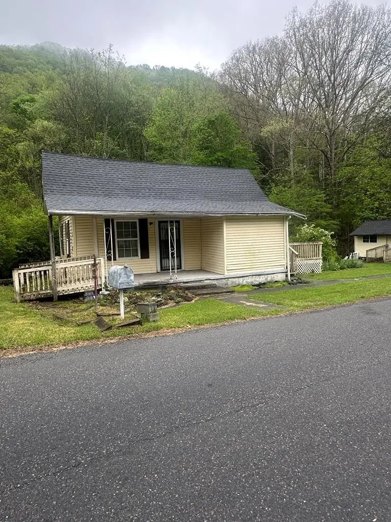861 Allison Gap Rd