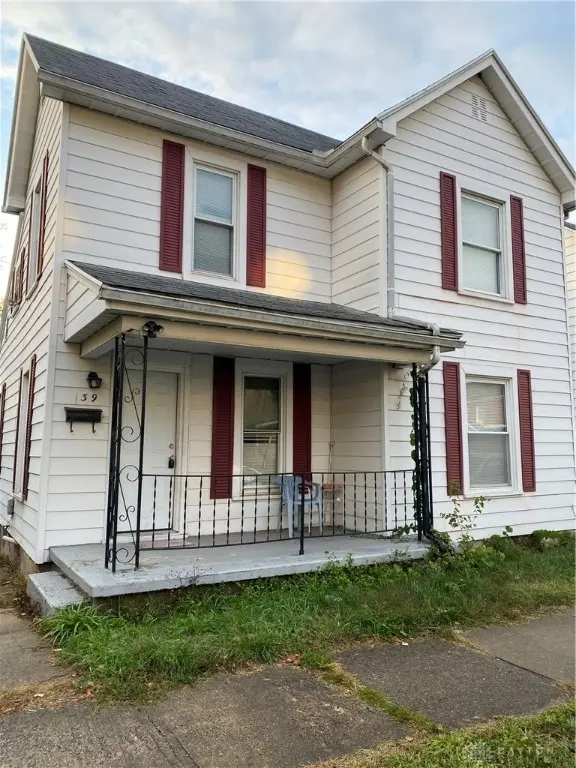 139 Grove Ave