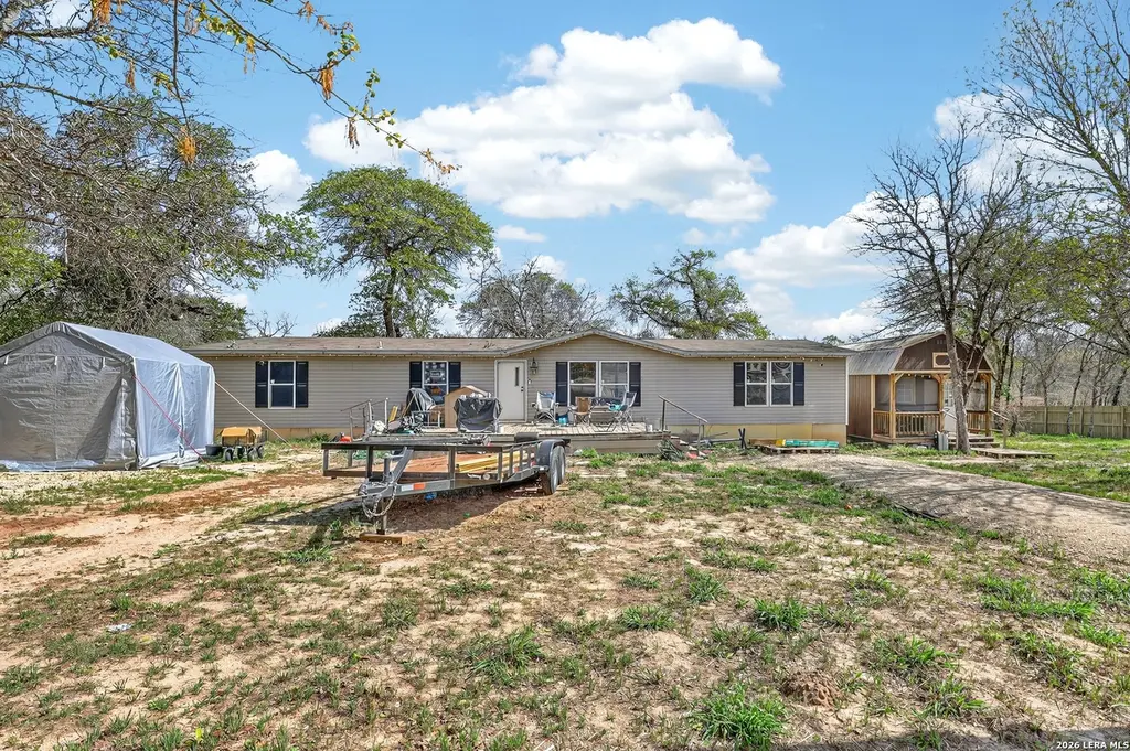 1707 Medina Cir