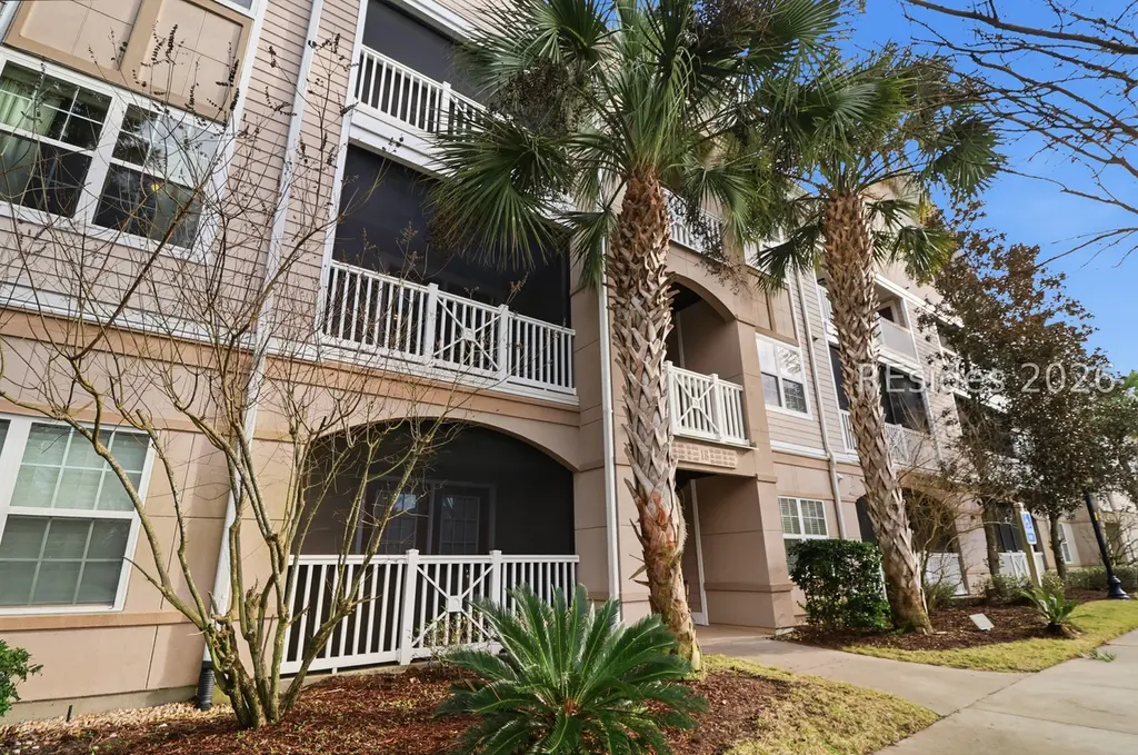 4924 Bluffton Pkwy Unit 18-201