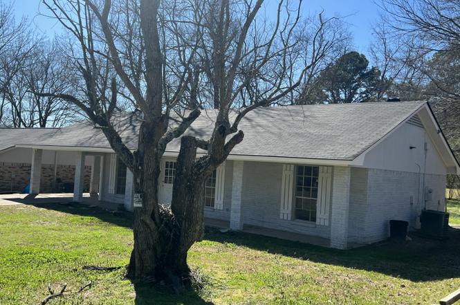 2479 Twisted Oak Dr