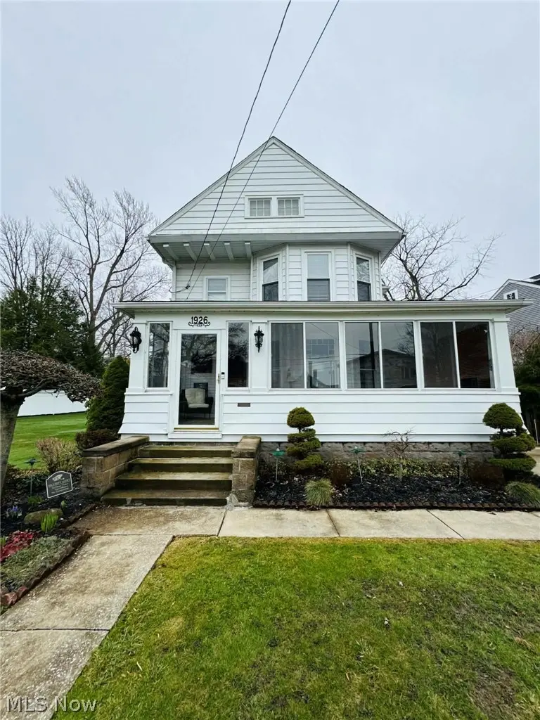 1926 Walnut Blvd