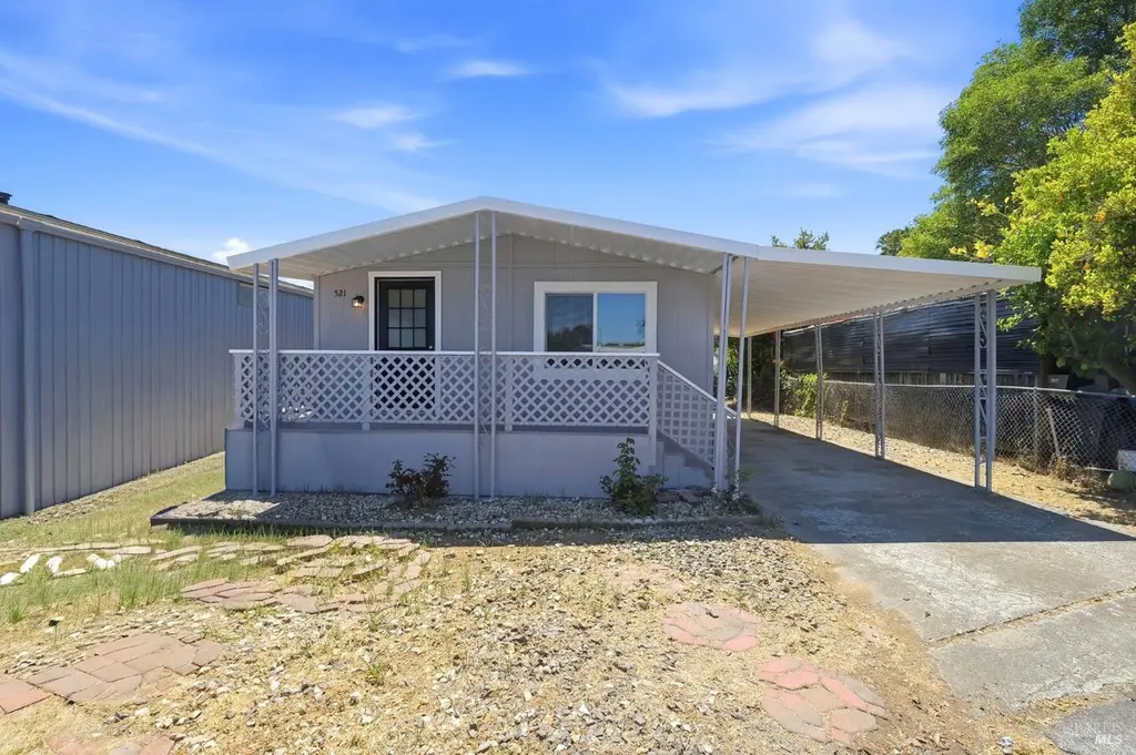 521 San Antonio Way