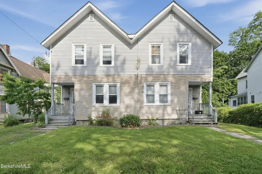 110 Elizabeth St