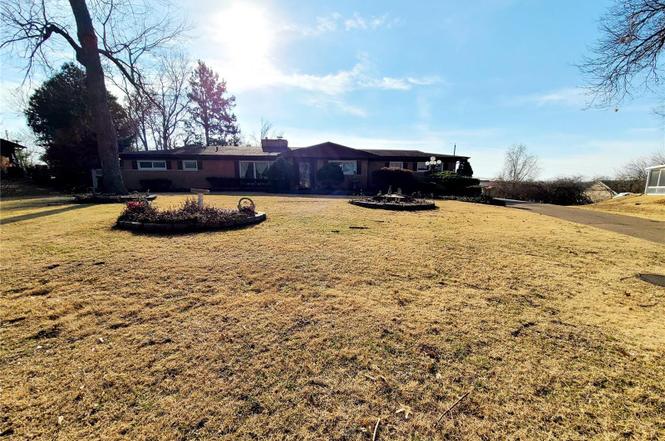 42 Harneywold Dr