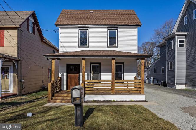 219 Lumberton Ave
