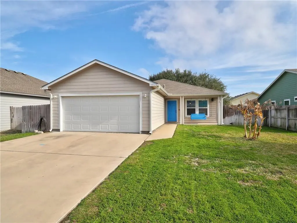 1997 Admiral Ln