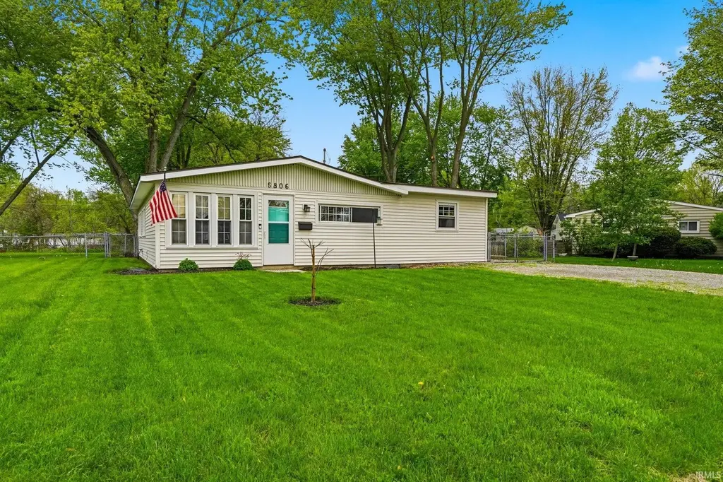 5806 Remington Dr