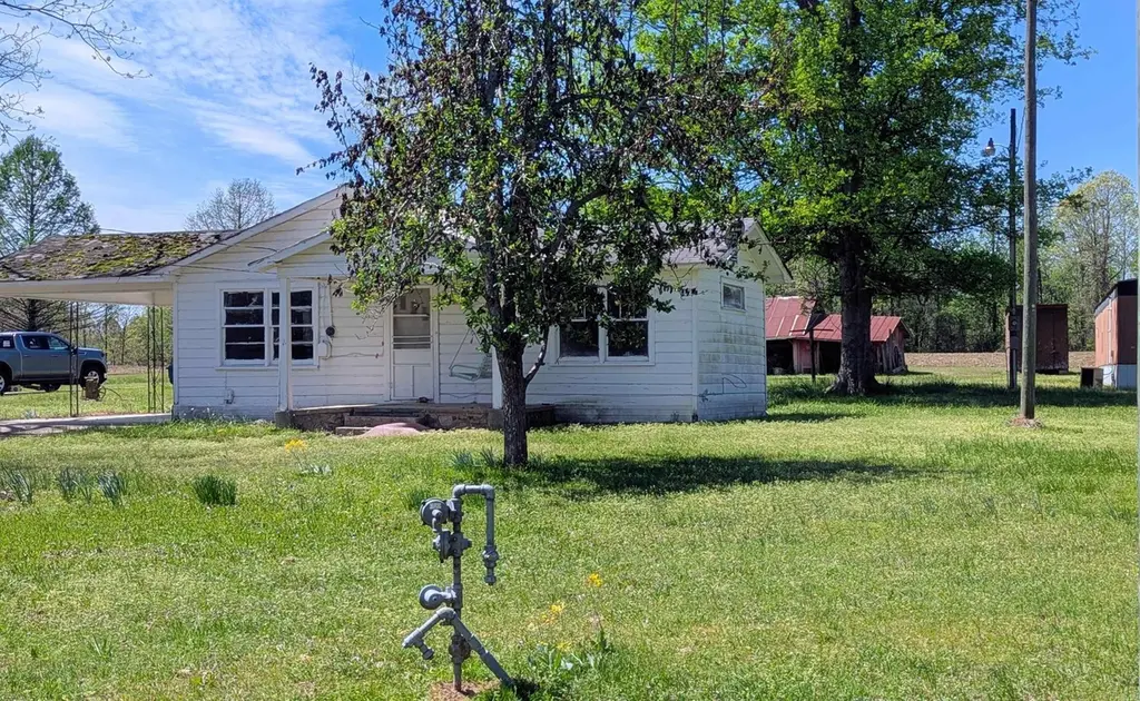 5205 Hwy 35