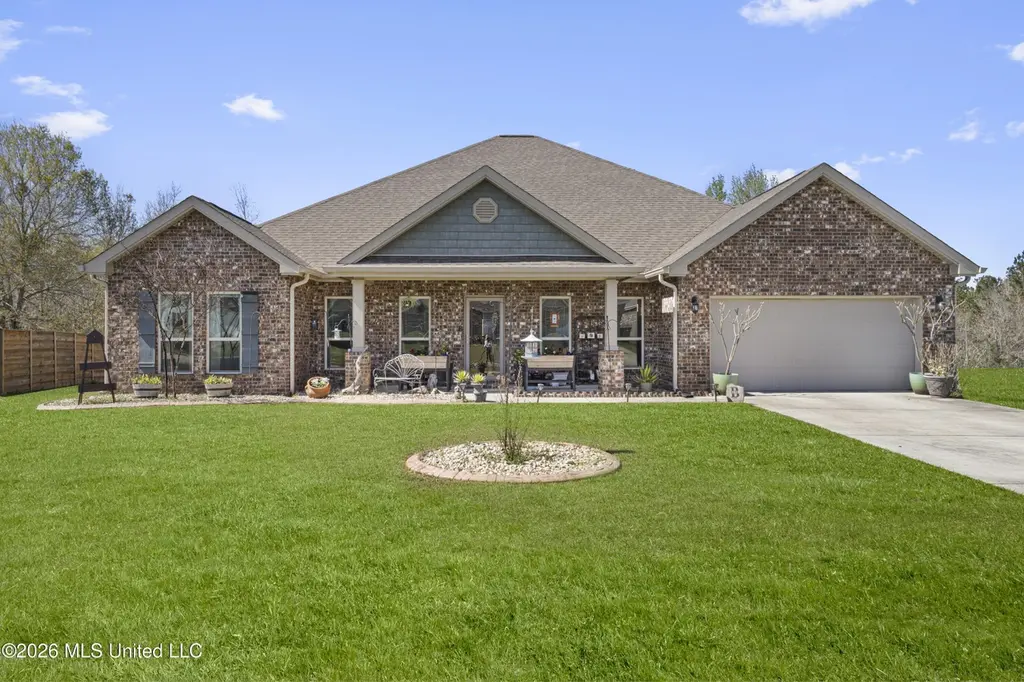 10641 Chapelwood Dr