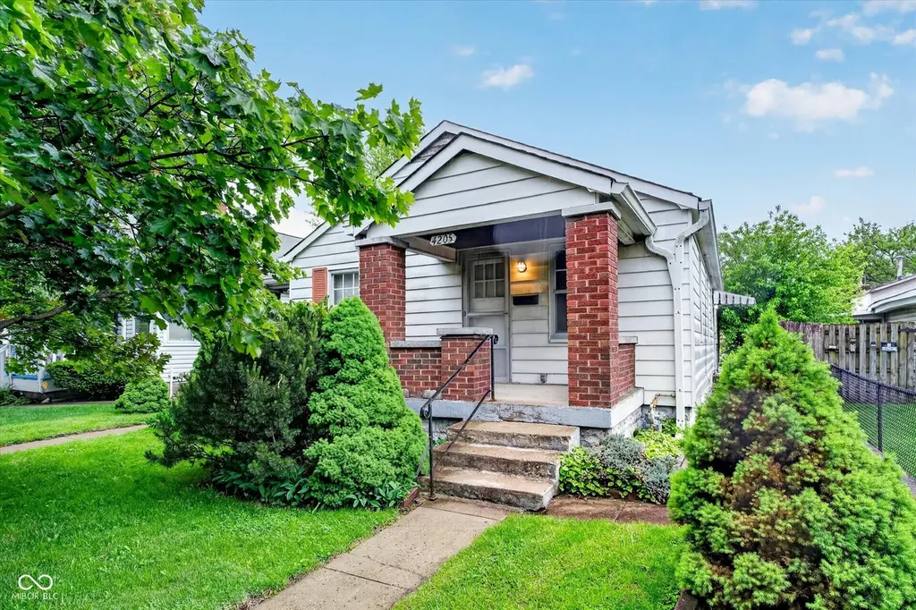 4205 English Ave